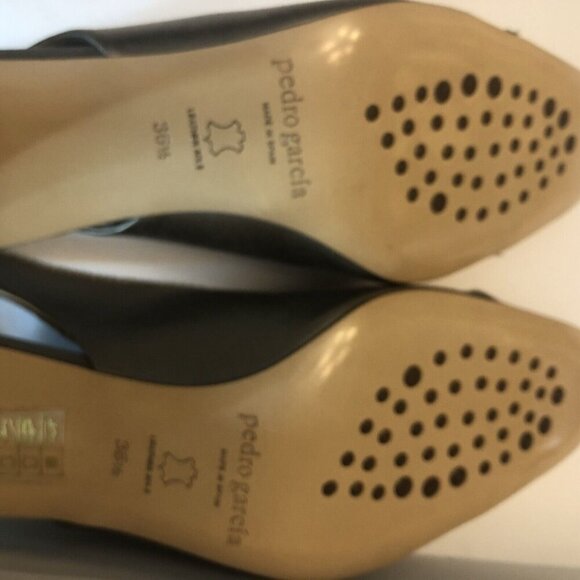 Pedro Garcia NEW Isauri Taupe Lentil Satin Slingback Square Toe Kitten Heel 6.5 - Picture 10 of 10